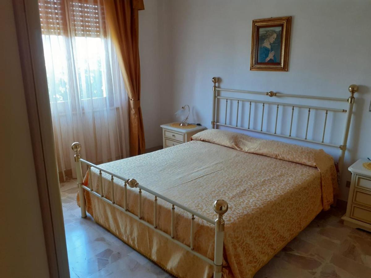 B&B Anna Piscinas Kültér fotó
