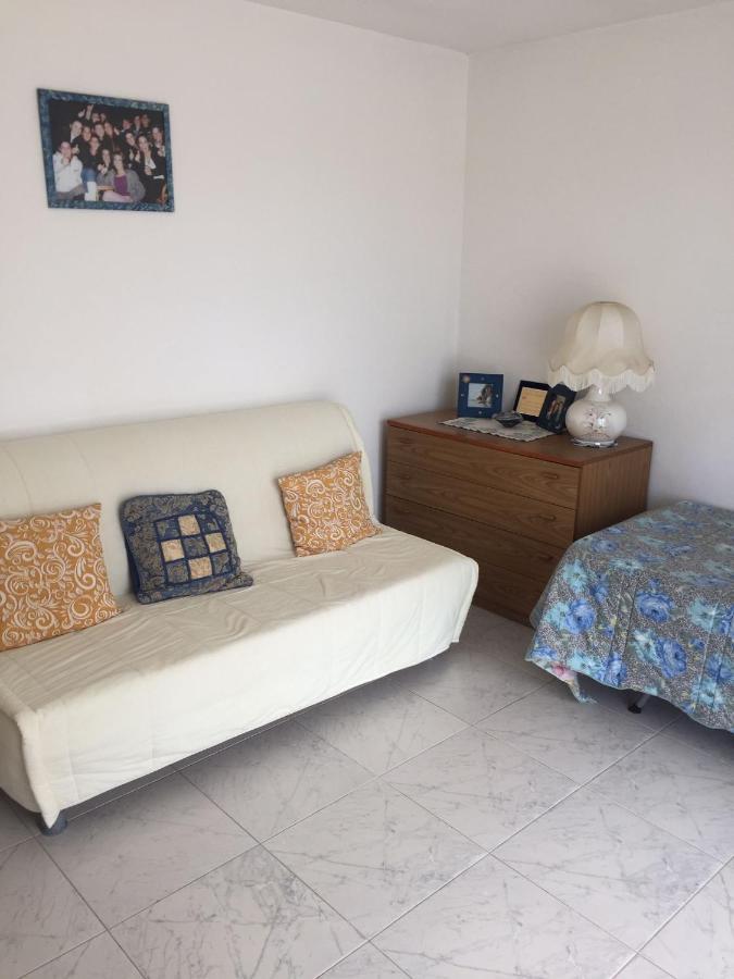 B&B Anna Piscinas Kültér fotó